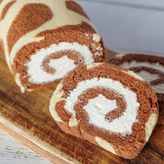 【送料無料・春の贈りもの4月30日まで限定販売】CHIDORI GROUP ロールケーキ2本セット(きりん・抹茶)